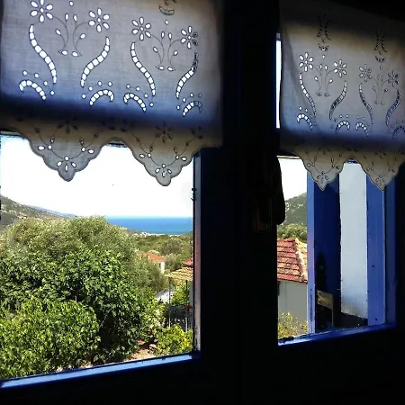 Auntie's With View, Near Agia Efimia بيت للعطل Loukata (Kefalonia)